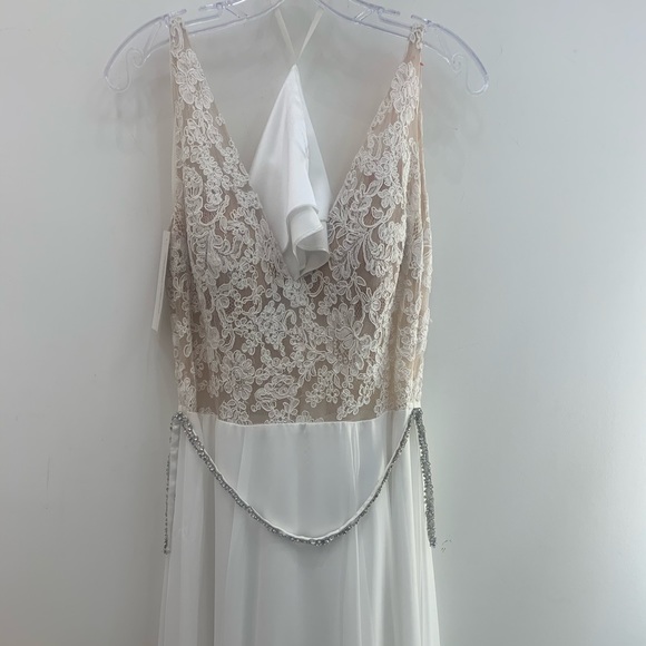 NWT Paloma Blanca 4808 Wedding Dress - Picture 4 of 4